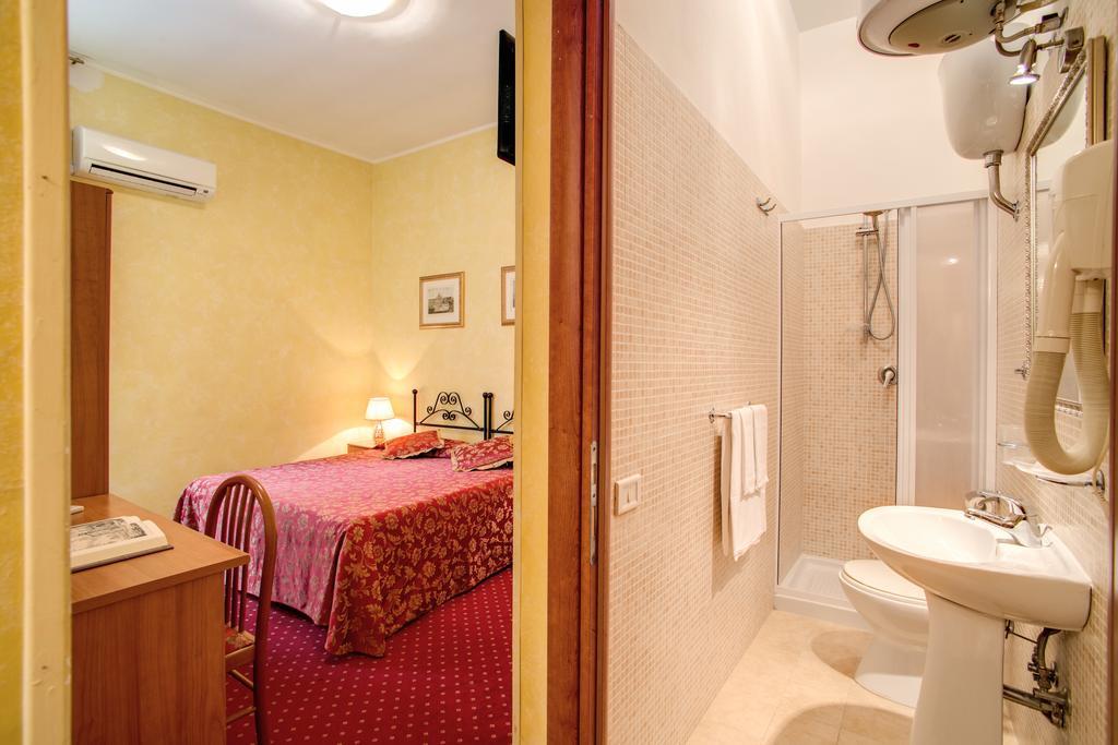 רומא Monti Guest House - Affittacamere מראה חיצוני תמונה