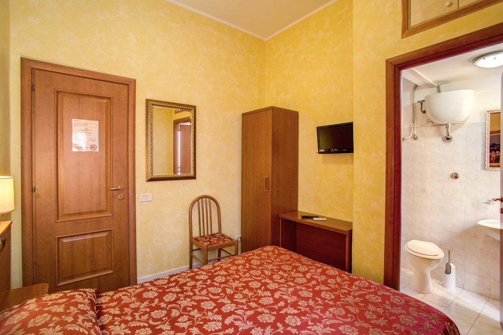 רומא Monti Guest House - Affittacamere מראה חיצוני תמונה