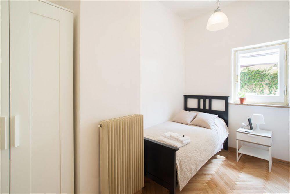 רומא Monti Guest House - Affittacamere מראה חיצוני תמונה