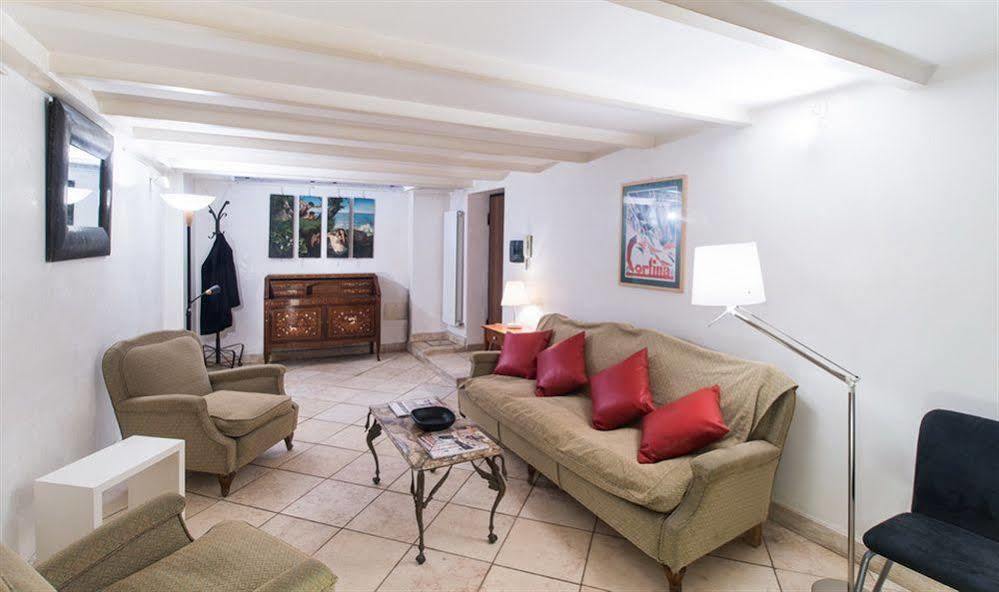 רומא Monti Guest House - Affittacamere מראה חיצוני תמונה